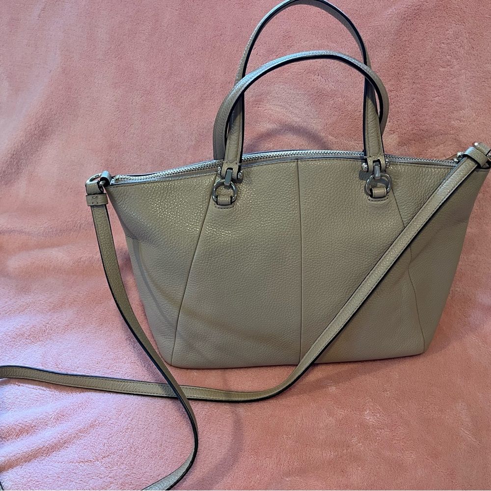 Coach Tan Leather Tote Bag - Picture 4 of 8